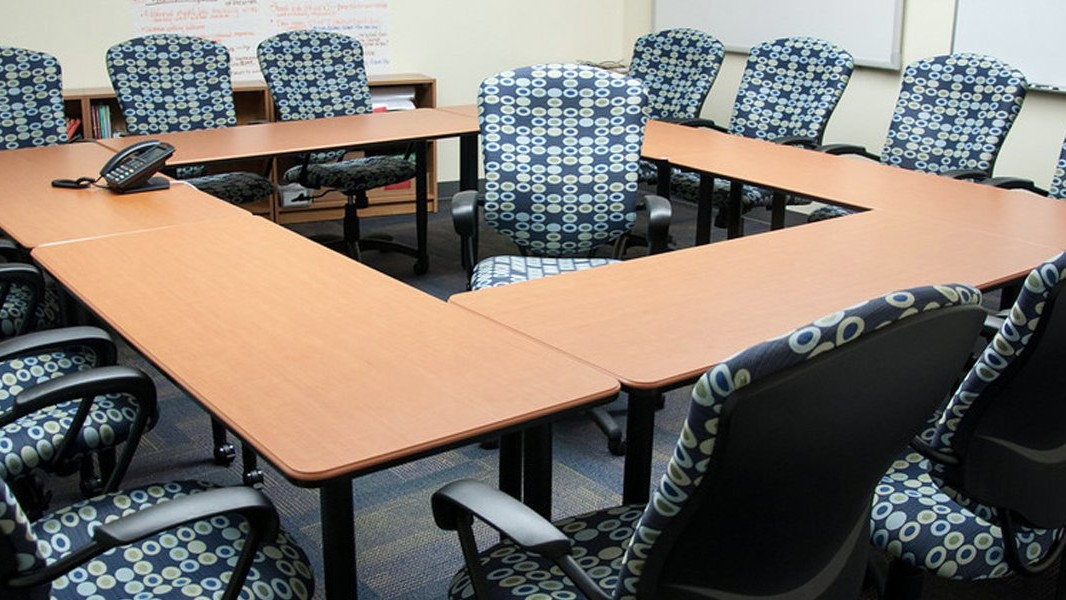 office furniture for schools: meeting collaboration table with chairs